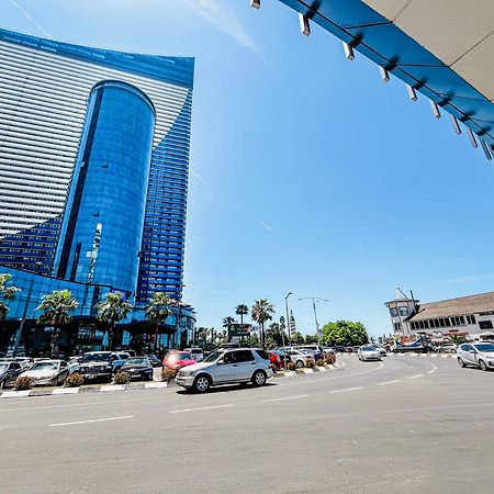 Luxury Batumi Hotel Exterior foto