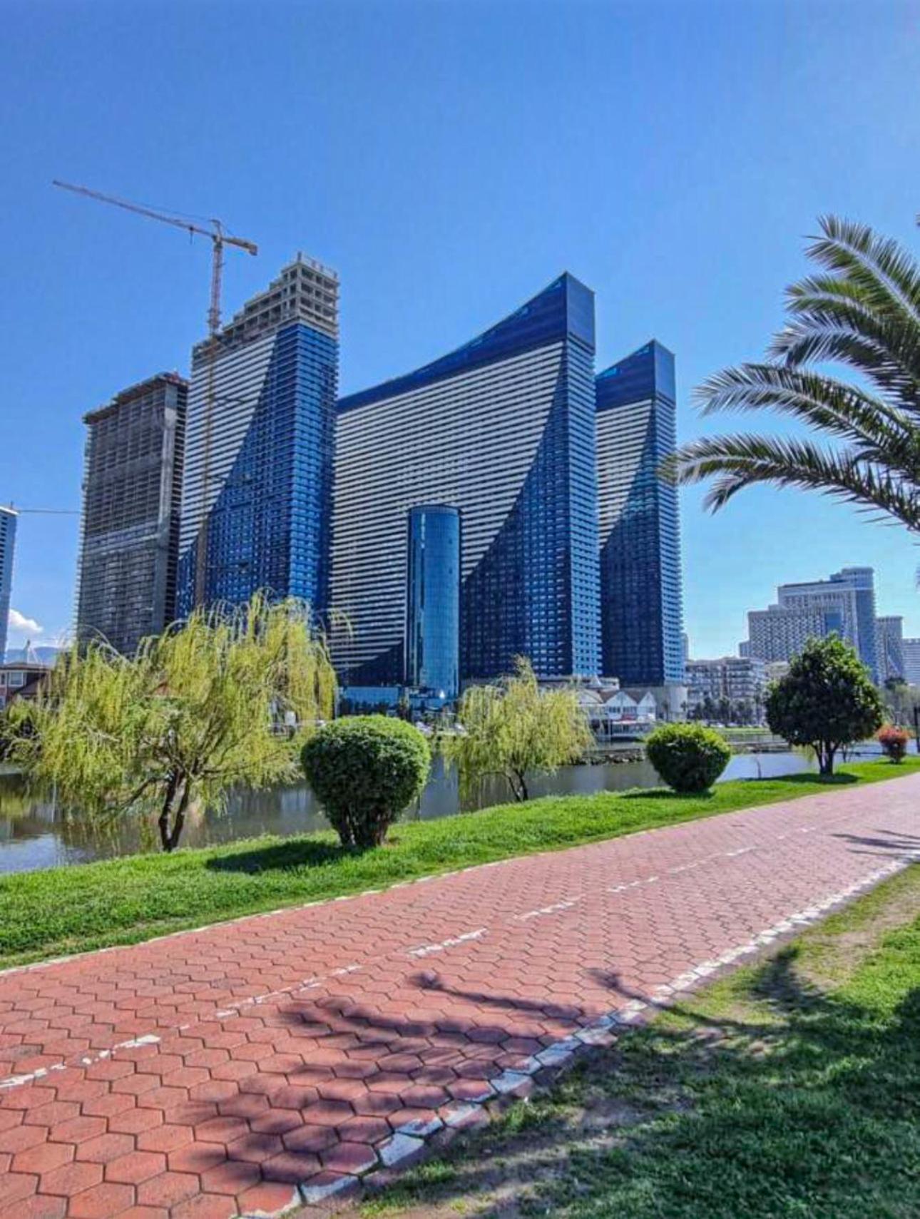 Luxury Batumi Hotel Exterior foto