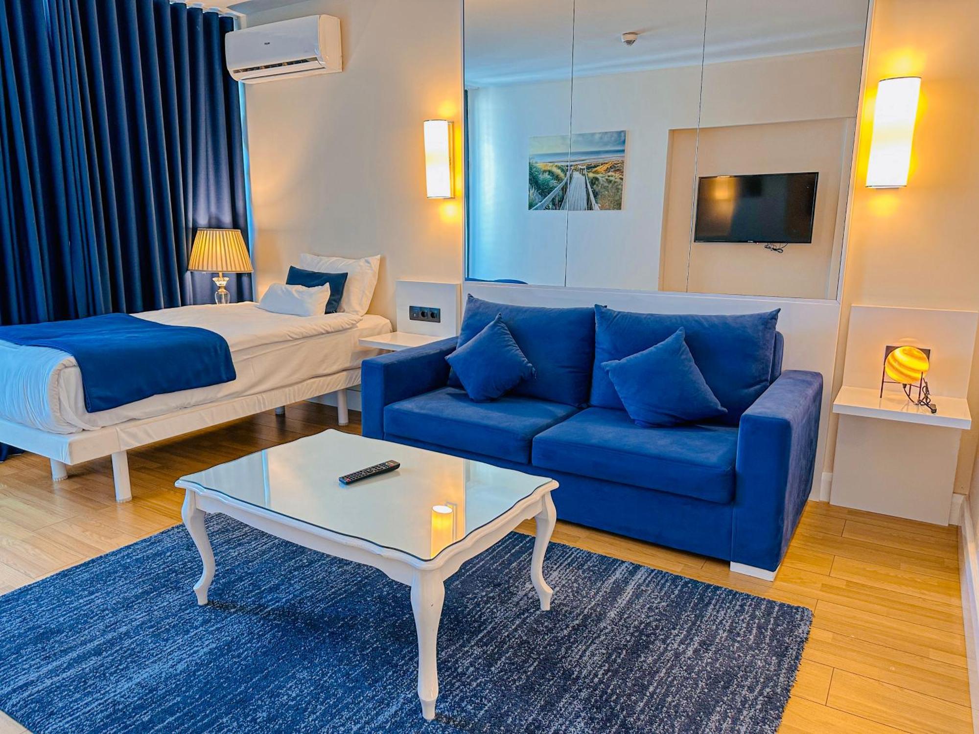 Luxury Batumi Hotel Exterior foto