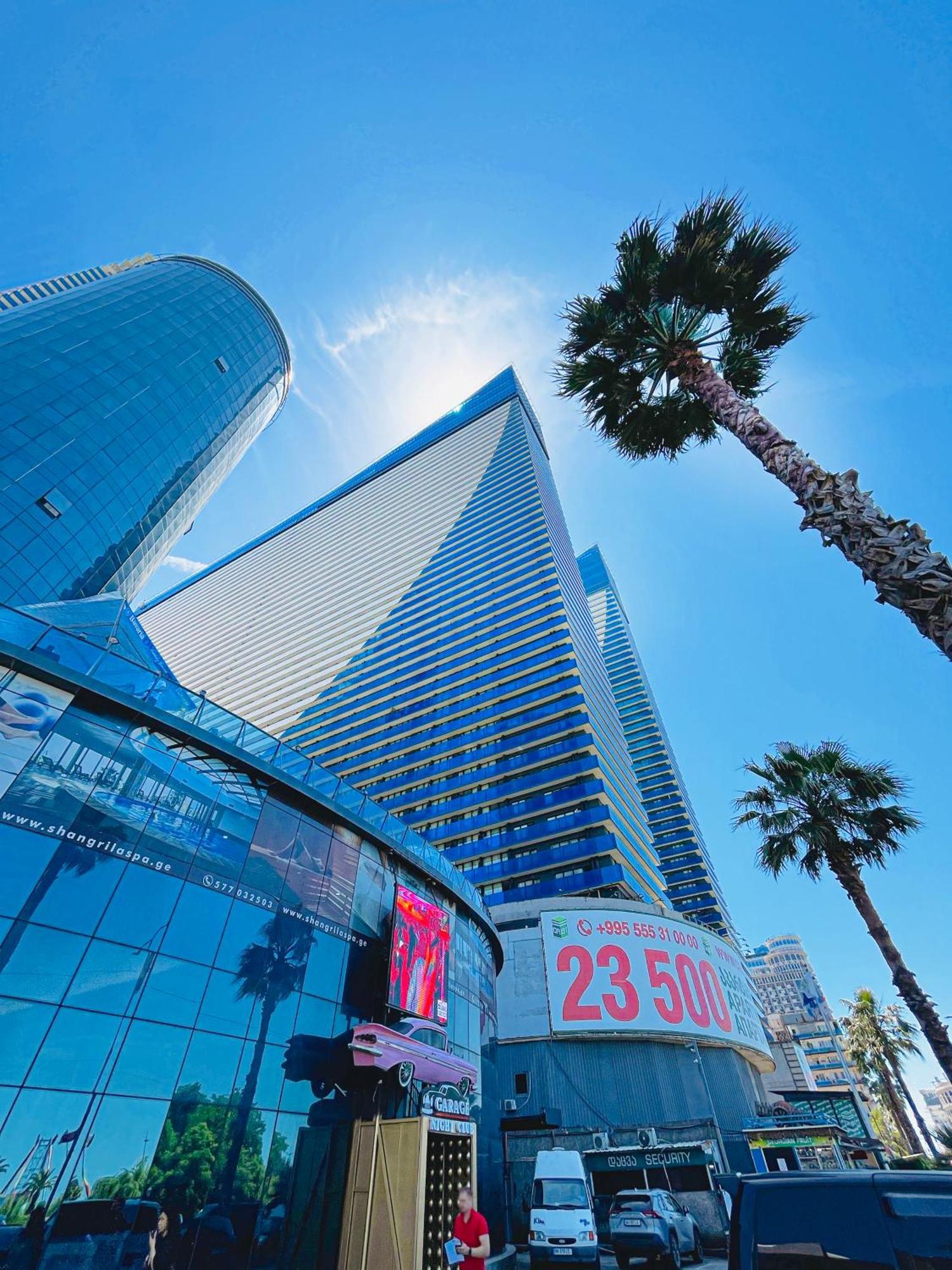Luxury Batumi Hotel Exterior foto