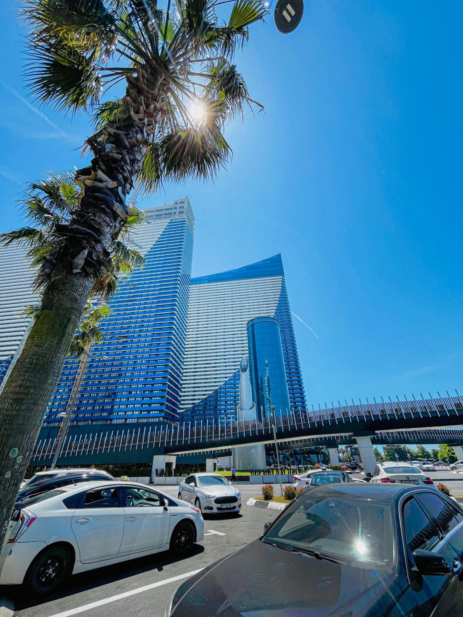 Luxury Batumi Hotel Exterior foto